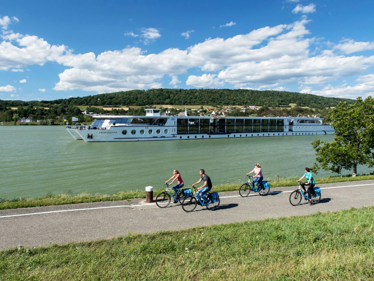 cykeltur längs Donau | MegaSport Travel